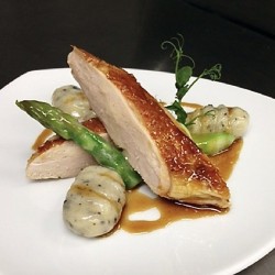 2 SUPRÊMES DE PINTADE