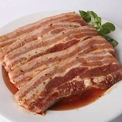 4 TRANCHES DE POITRINE